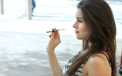 L’essor de l’e-cigarette ouvre une ère moins toxique